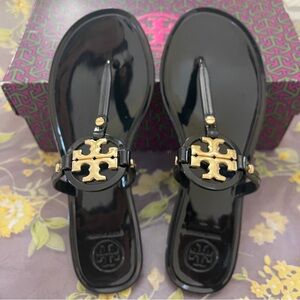 NIB $180 Tory Burch Mini Miller Jelly Thong Sandals BLACK US 5
